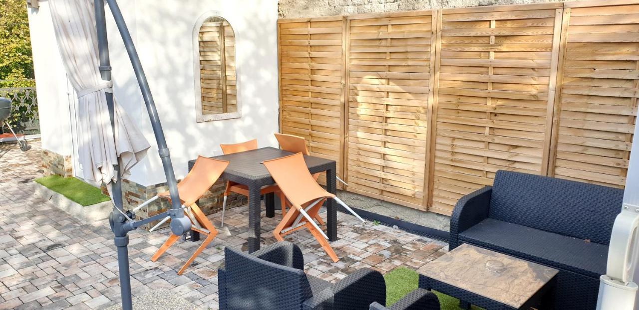 2 Bedrooms House With Enclosed Garden And Wifi At Slezska Ostrava Ngoại thất bức ảnh