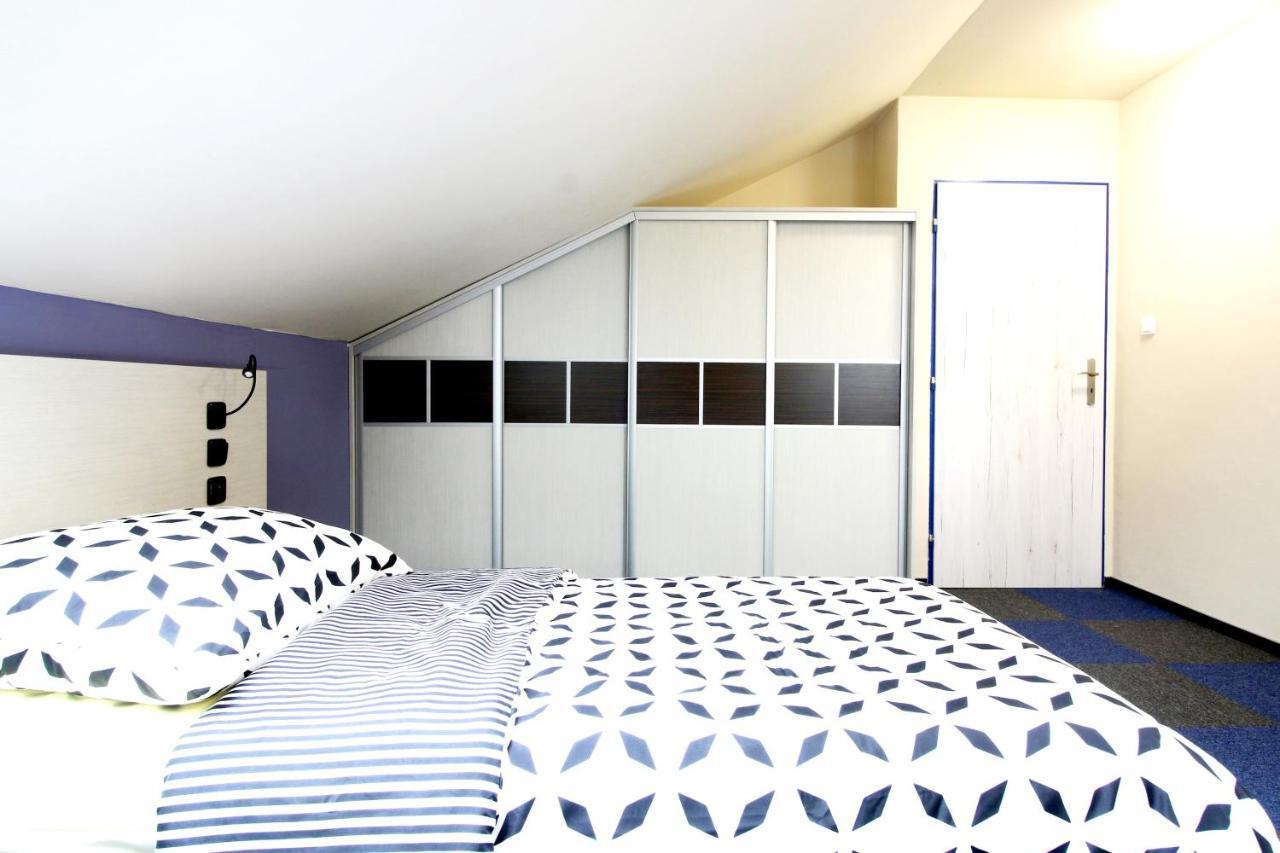 2 Bedrooms House With Enclosed Garden And Wifi At Slezska Ostrava Ngoại thất bức ảnh