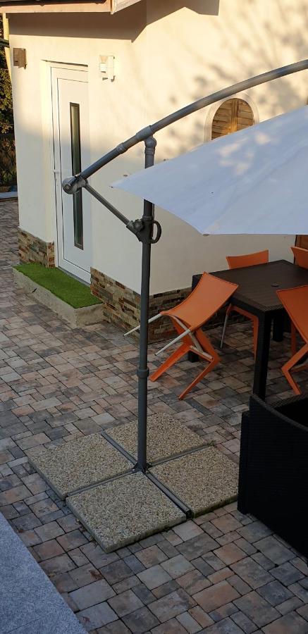 2 Bedrooms House With Enclosed Garden And Wifi At Slezska Ostrava Ngoại thất bức ảnh
